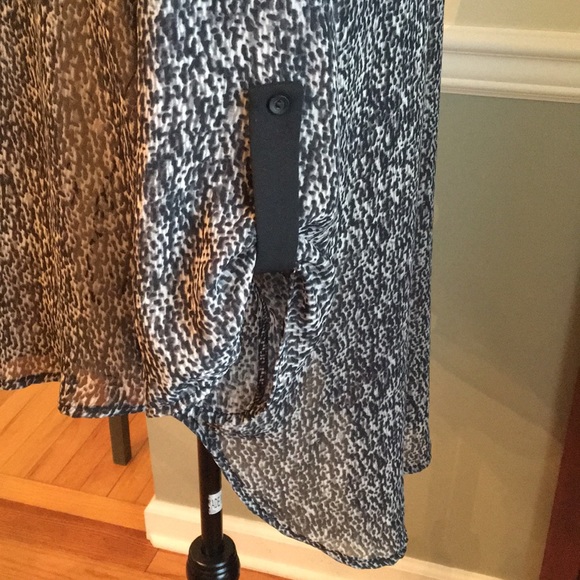 Sheer black, gray and ivory top - Picture 4 of 6